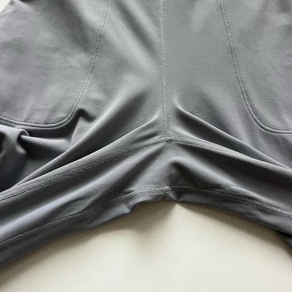 lululemon athletica Align Wide Leg Super-High Rise Crop 23” Rhino Grey -Size 10 - Picture 6 of 9